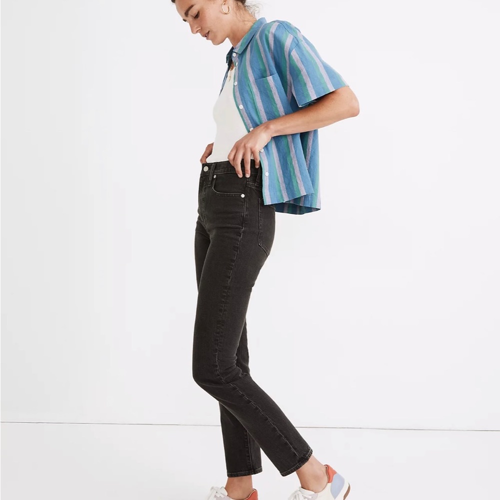 Perfect Vintage Jean in Lunar Wash / PETITE 25 / LUNAR WA